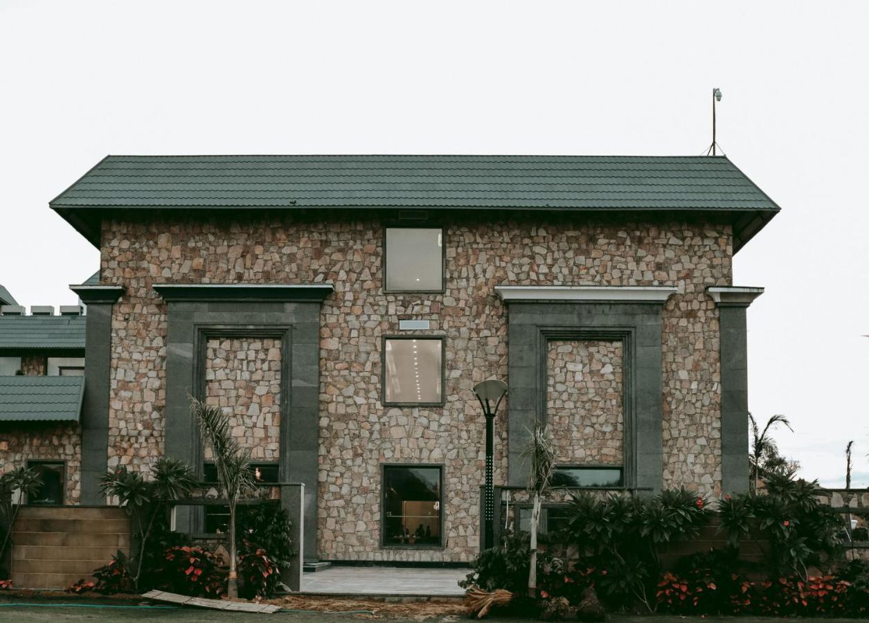 Pushkara Resort And Spa 외부 사진