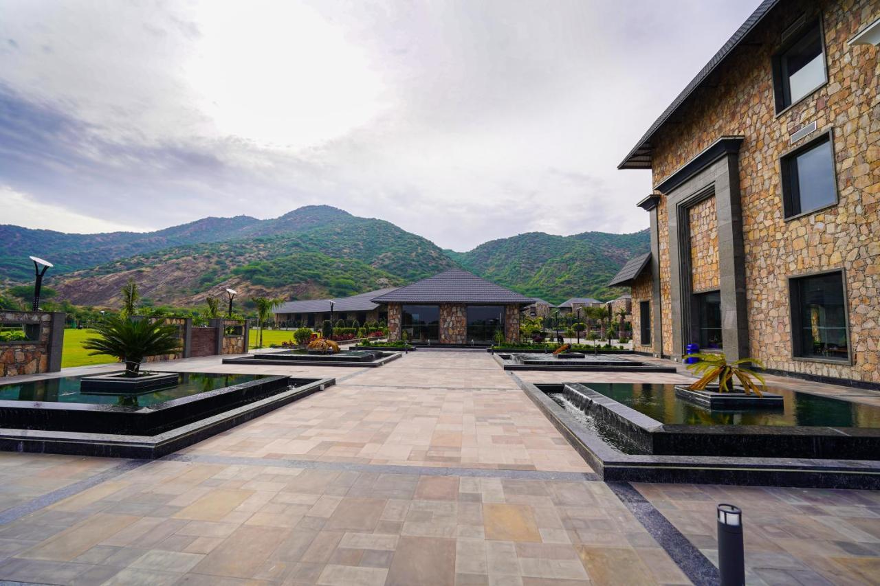 Pushkara Resort And Spa 외부 사진