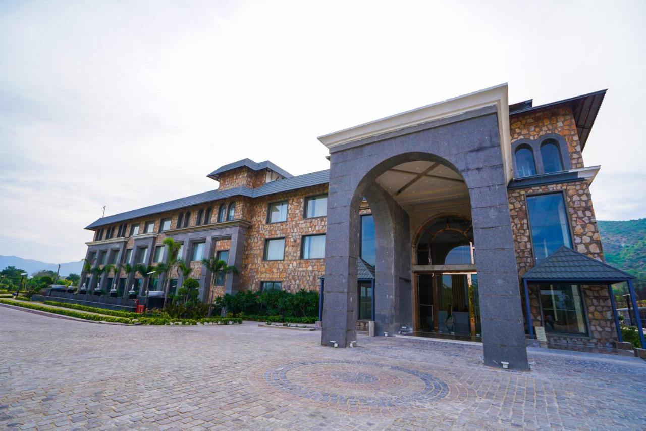 Pushkara Resort And Spa 외부 사진